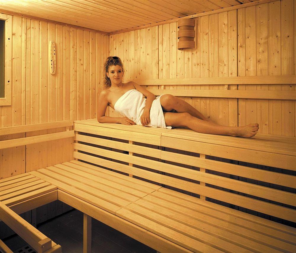 Hotel Duenenschloss Mit Private Spa Zinnowitz Extérieur photo