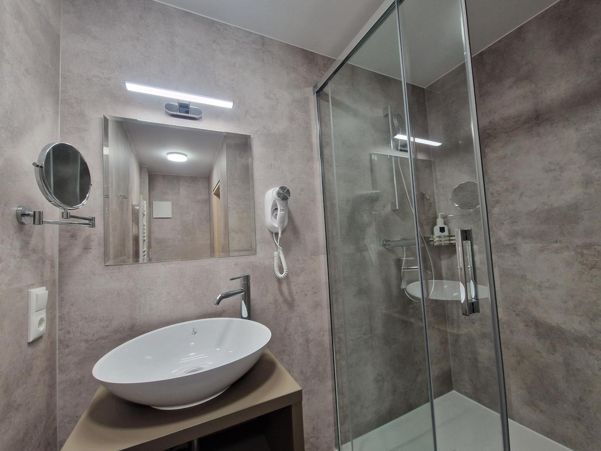 Hotel Duenenschloss Mit Private Spa Zinnowitz Extérieur photo